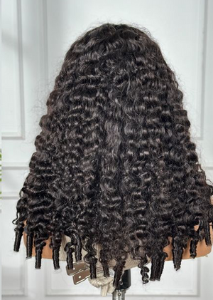 New Bold Curly 18" 4x4 Closure